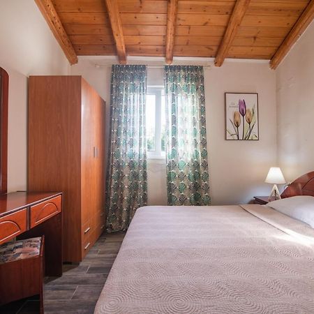 Stelios Stone House Sinarades Villa Kouramades Luaran gambar