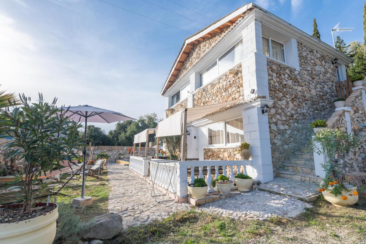 Stelios Stone House Sinarades Villa Kouramades Luaran gambar