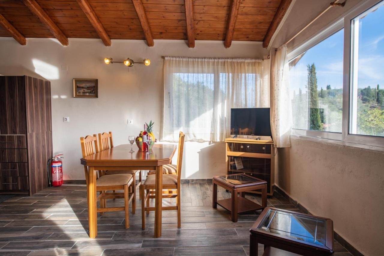 Stelios Stone House Sinarades Villa Kouramades Luaran gambar