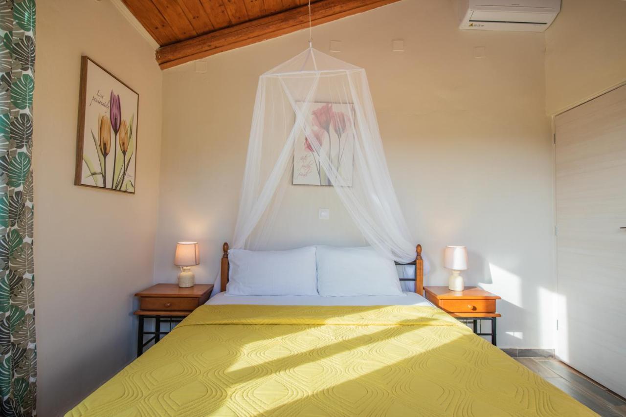 Stelios Stone House Sinarades Villa Kouramades Luaran gambar